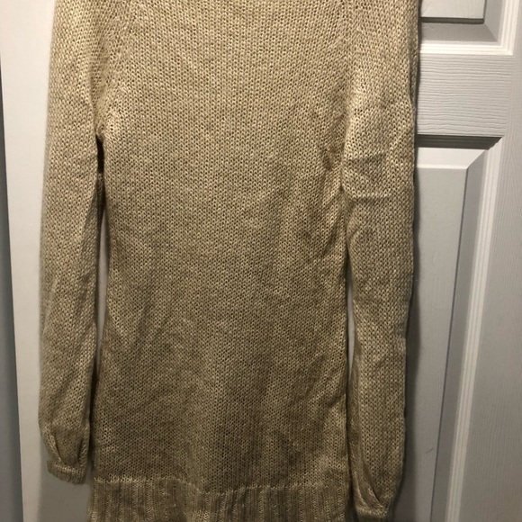 Beautiful Beige Sweater top - Picture 8 of 9